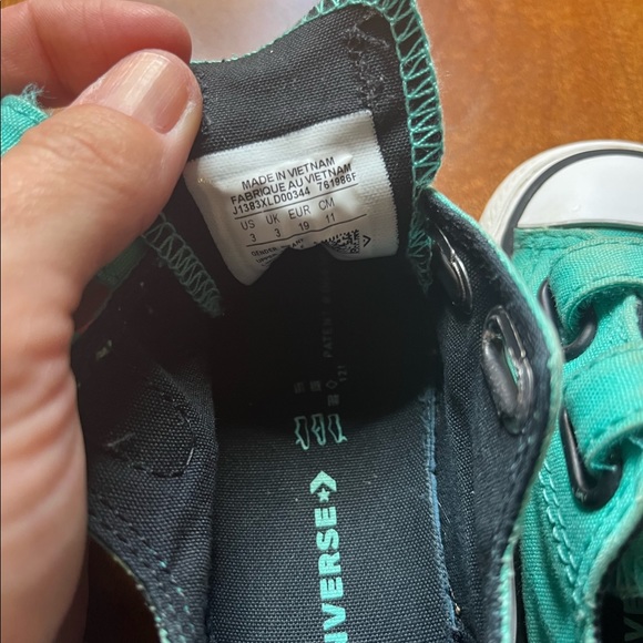 Toddler Girl Converse Shoes - Picture 3 of 3